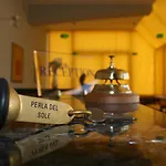 Perla Del Sole ベッド・アンド・ブレックファスト 3*