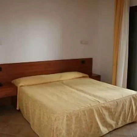 Perla Del Sole Bed & Breakfast 3*