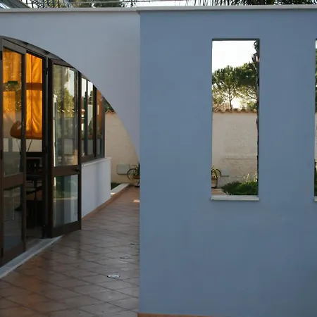 Perla Del Sole Arenella (Syracuse)